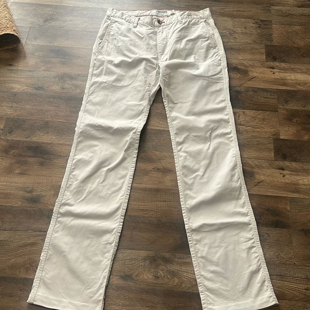 Mountain Khakis slim tailored fit pants size 32/34
